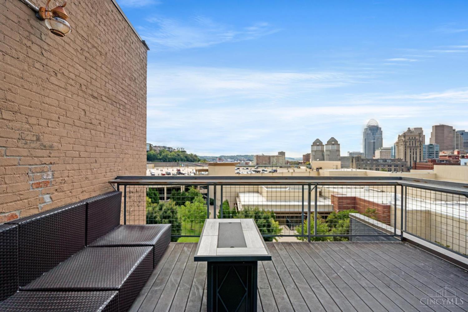 512 Reading Road, Unit 203 Cincinnati, OH 45202 - Photo 32 of 44 Gallery Image 32