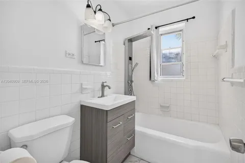 $599,000 | 1836 Southwest 9th Avenue, Fort Lauderdale, FL 33315
