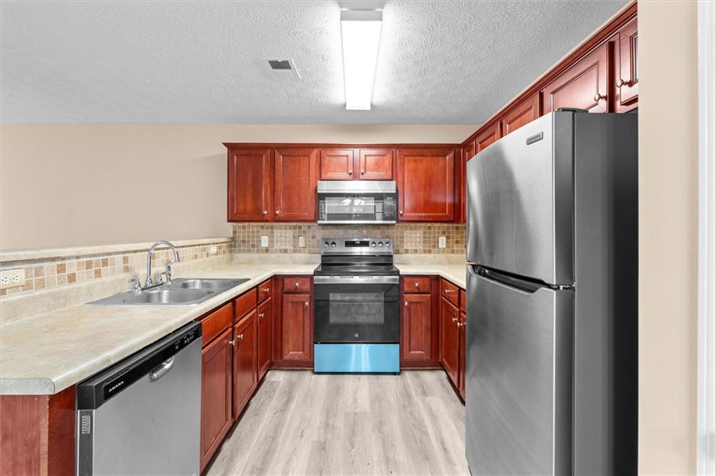 138 Alton Circle Villa Rica, GA 30180 - Photo 15 of 37
