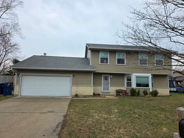 $439,900 | 430 Gillings Drive, Gurnee, IL 60031