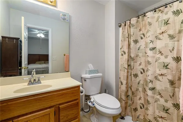 $289,950 | 361 East 12th Street, Tonganoxie, KS 66086