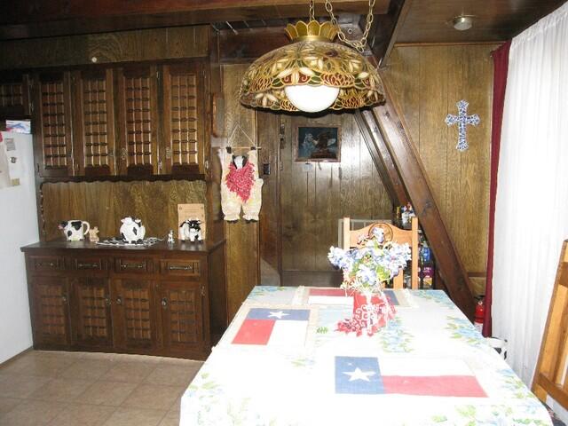 271 Sunflower Rd Spur Spur, TX 79370 - Photo 6 of 9 dining2 (1)