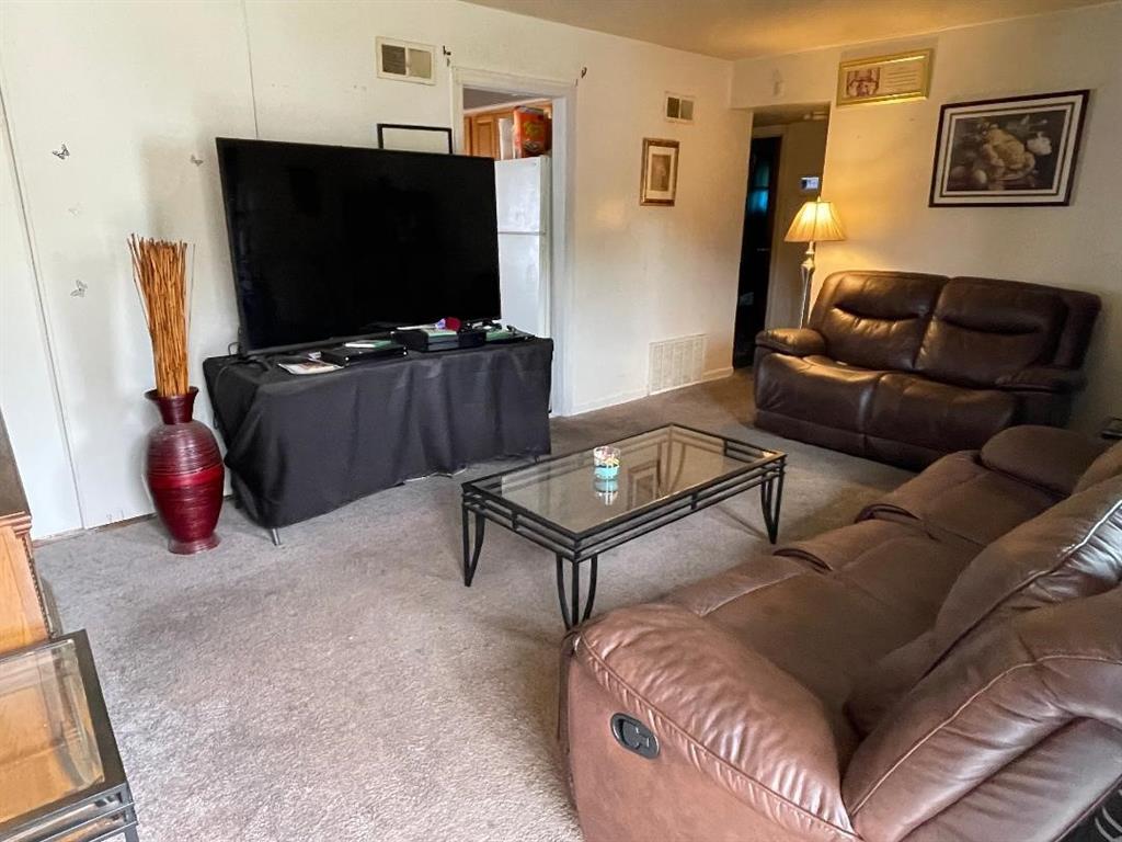 1810 Bauer Road Indianapolis, IN 46218 - Photo 4 of 14 Gallery Image 4