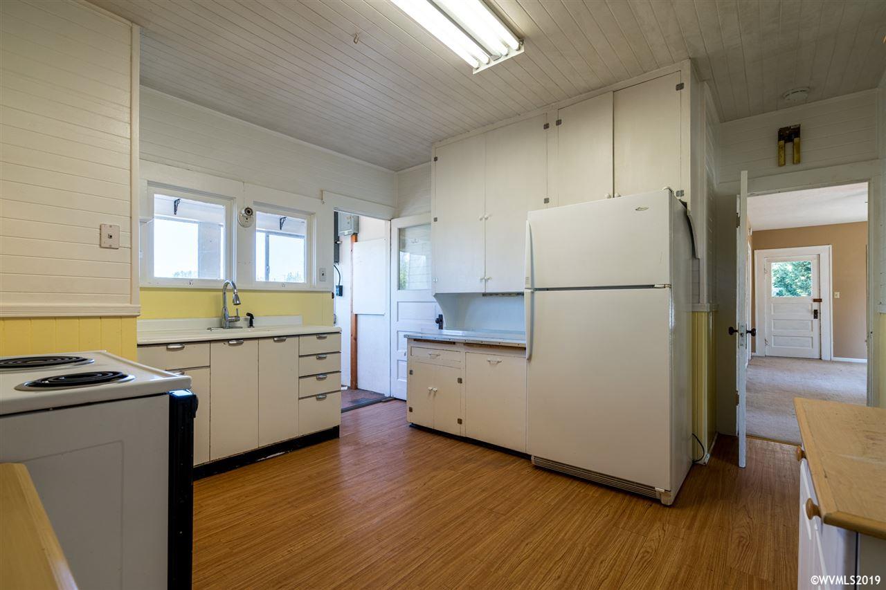 34196 Oakville Road Southwest Albany, OR 97321 - Photo 12 of 41 Gallery Image 12