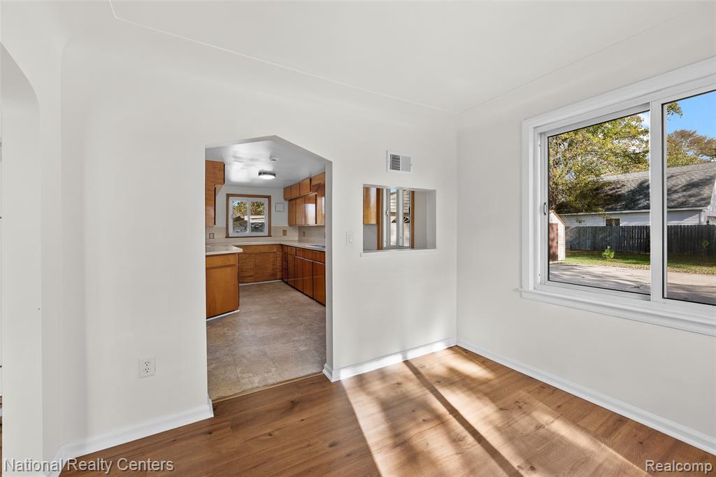 29842 Fort Road Rockwood, MI 48173 - Photo 24 of 42 Gallery Image 24
