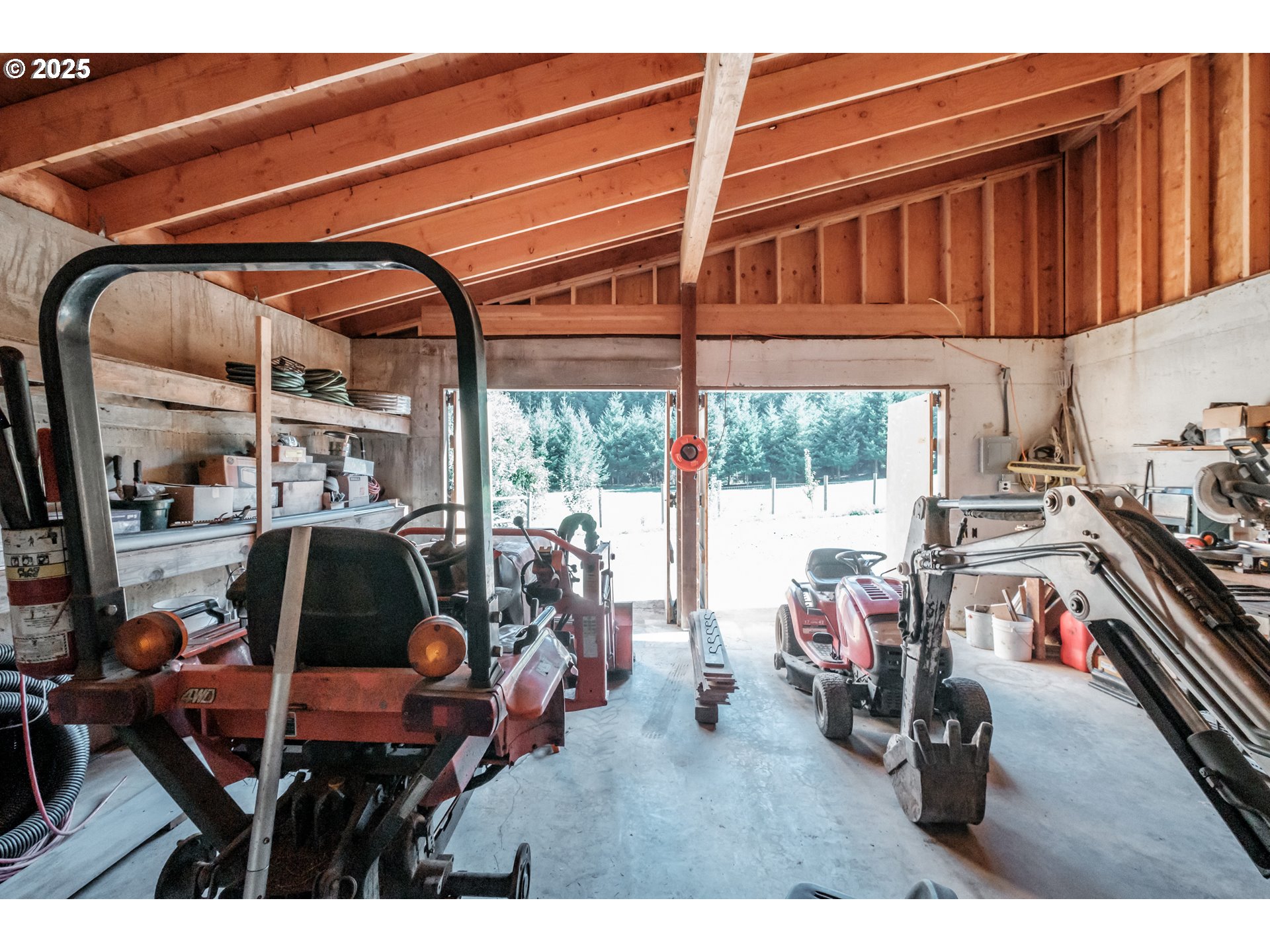 9602 Harlan Road Eddyville, OR 97343 - Photo 32 of 48 a view of a room with gym equipment