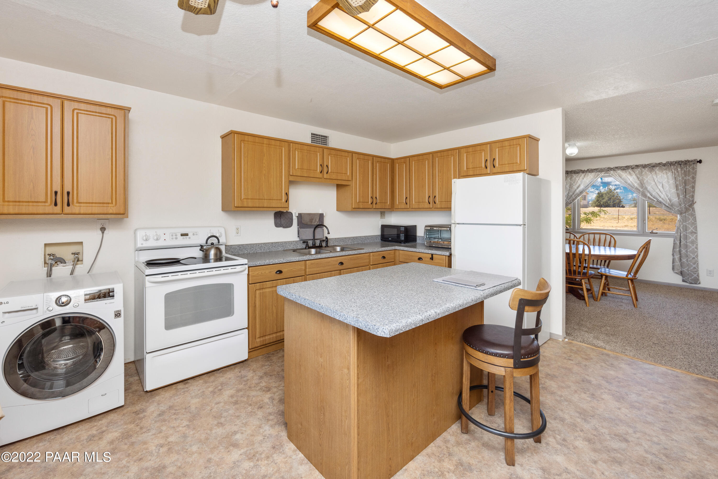 899 South Reed Road Chino Valley, AZ 86323 - Photo 7 of 25 008_Kitchen