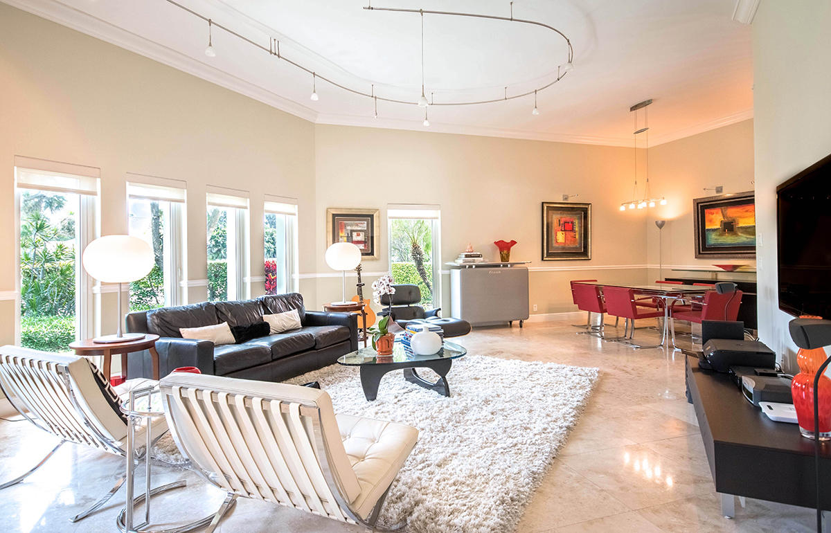 5700 North Ocean Boulevard Ocean Ridge, FL 33435 - Photo 7 of 22 05 Family Room