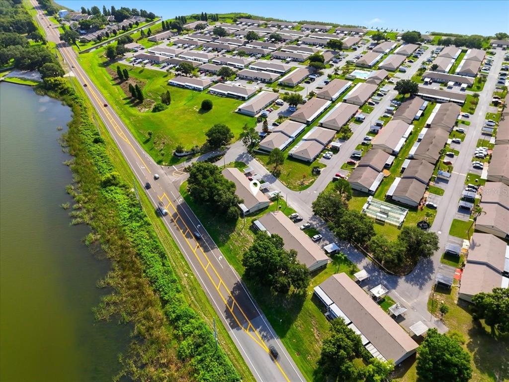 207 Winter Ridge Boulevard, Unit 4 Winter Haven, FL 33881 - Photo 39 of 43