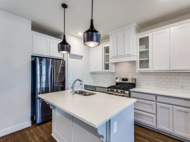 $2,450 | 9816 Chaparral Pass, Fort Worth, TX 76126