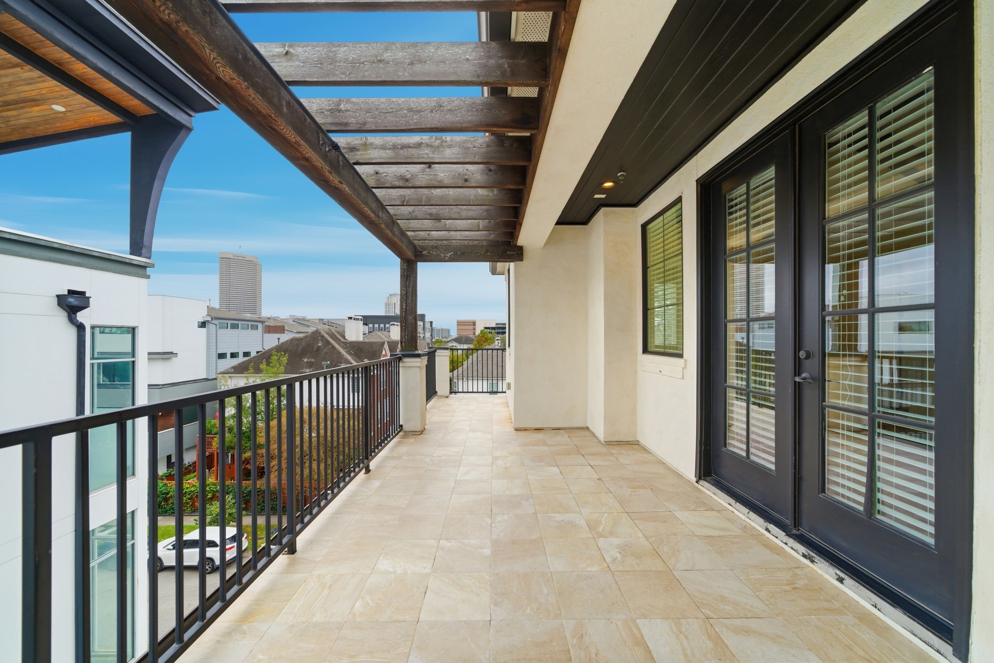 4224 Gibson Street Houston, TX 77007 - Photo 18 of 22 a view of a porch