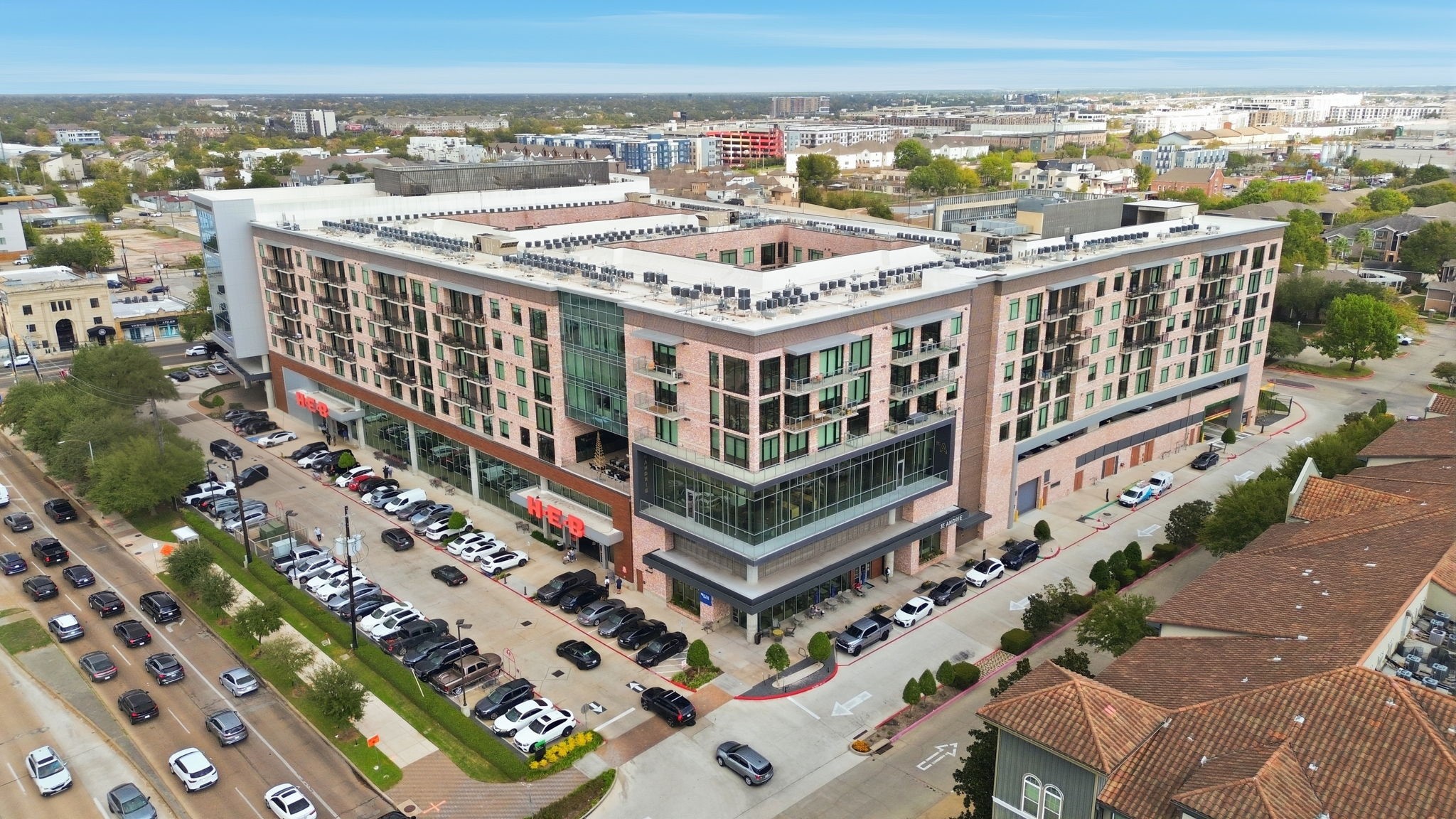 4224 Gibson Street Houston, TX 77007 - Photo 22 of 22 a view of a tall building with a city view