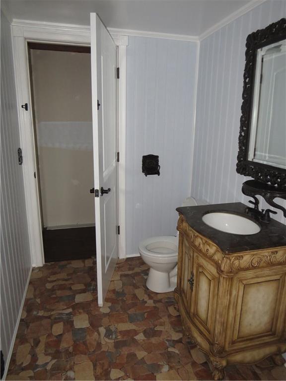 8425 East Loy Road Conover, OH 45317 - Photo 7 of 19