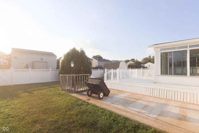 $335,500 | 1640 Walpole Way, Indianapolis, IN 46231