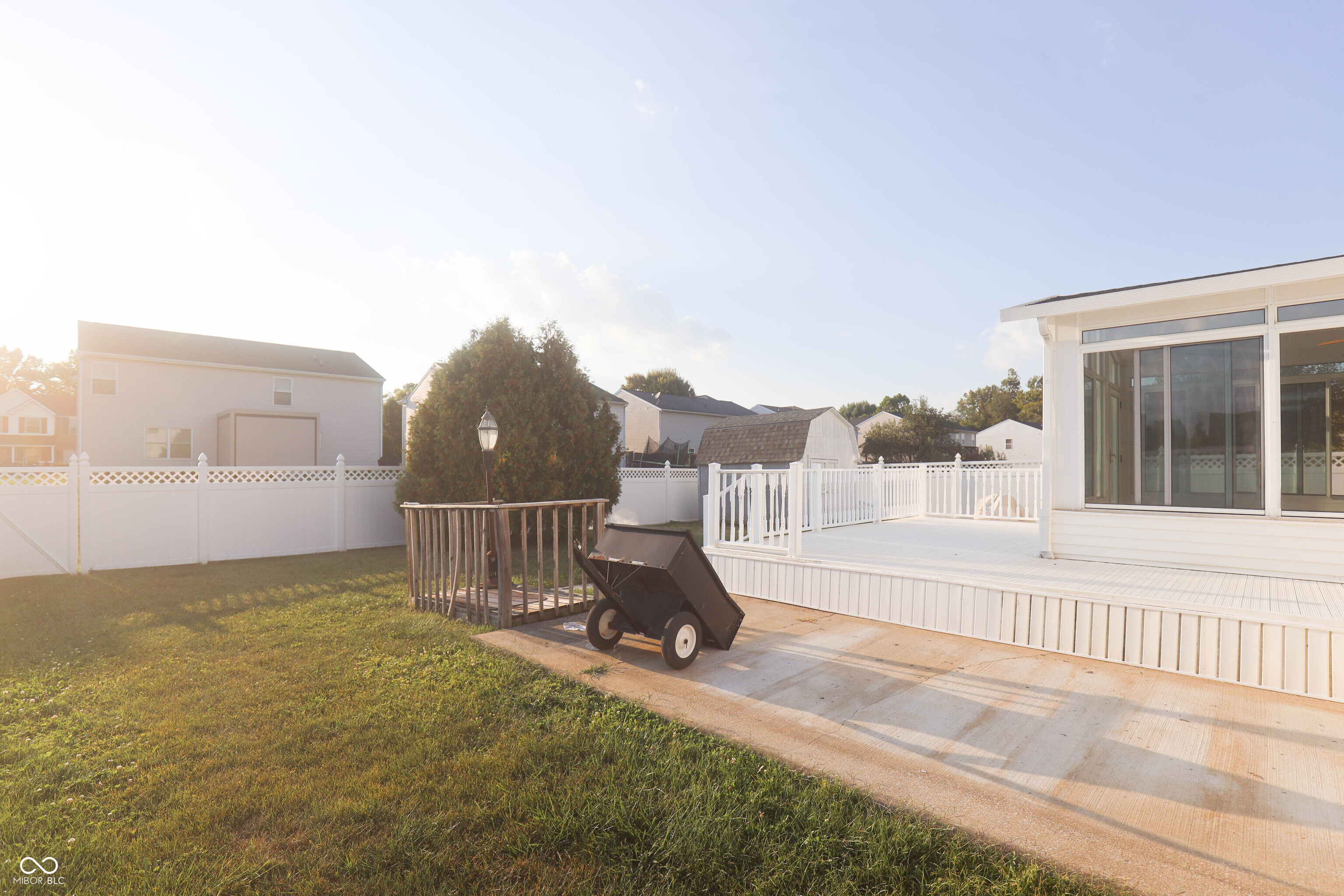 1640 Walpole Way Indianapolis, IN 46231 - Photo 17 of 35