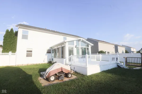 $335,500 | 1640 Walpole Way, Indianapolis, IN 46231