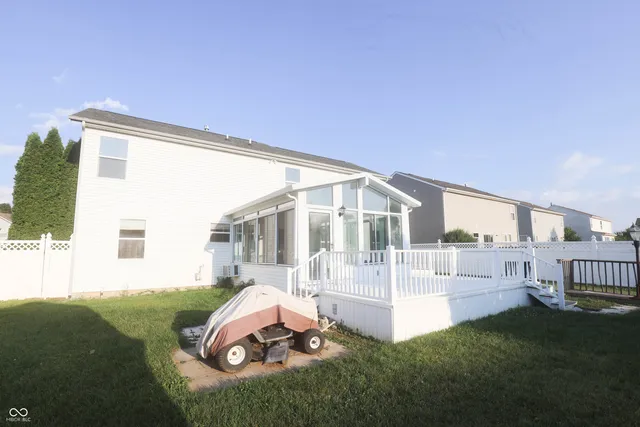 $335,500 | 1640 Walpole Way, Indianapolis, IN 46231