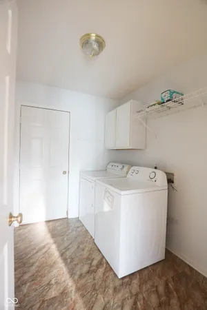 $335,500 | 1640 Walpole Way, Indianapolis, IN 46231