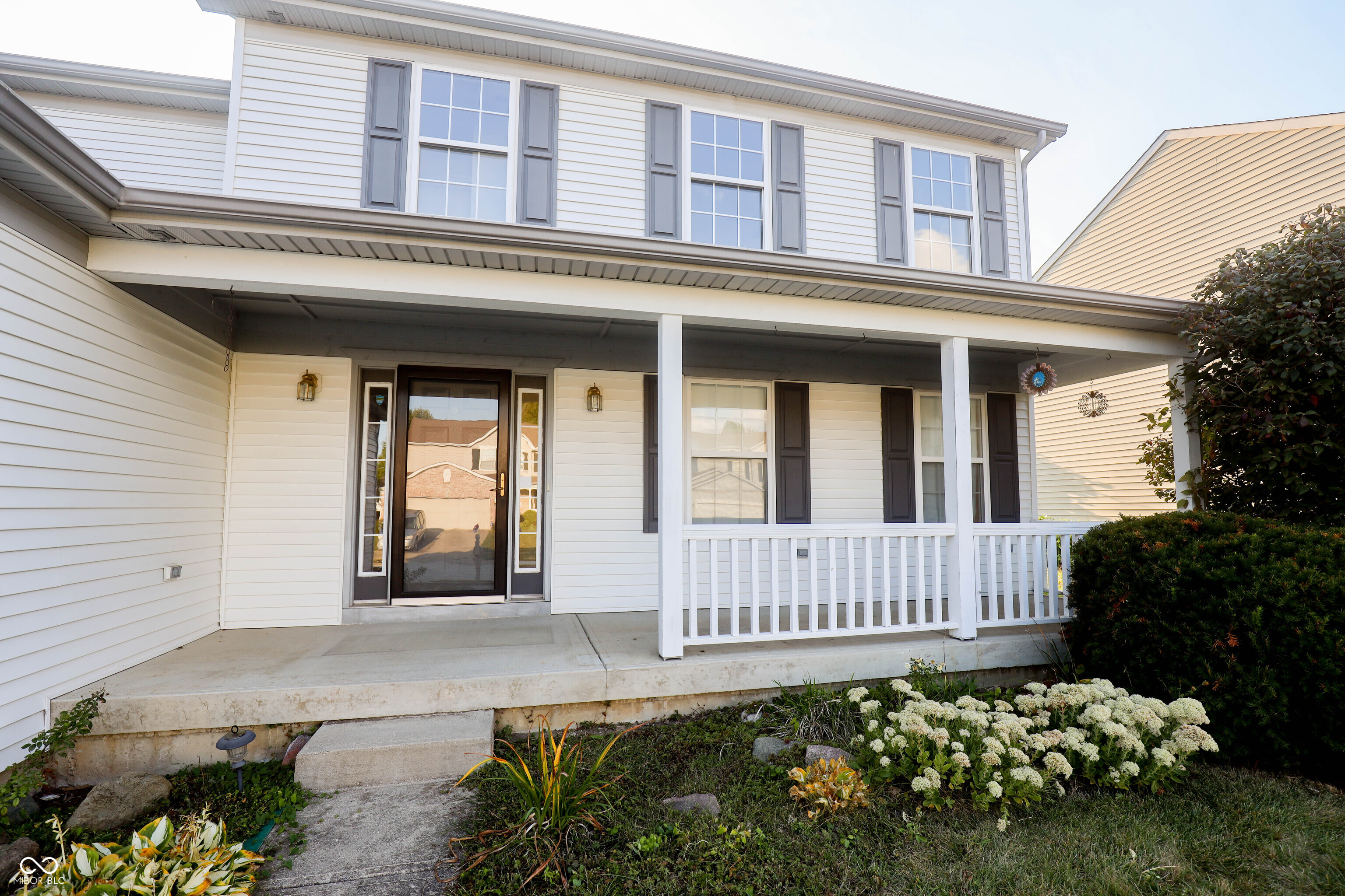 1640 Walpole Way Indianapolis, IN 46231 - Photo 4 of 35