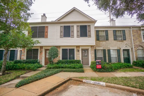$1,650 | 2810 Grants Lake Boulevard, Unit 903, Sugar Land, TX 77479