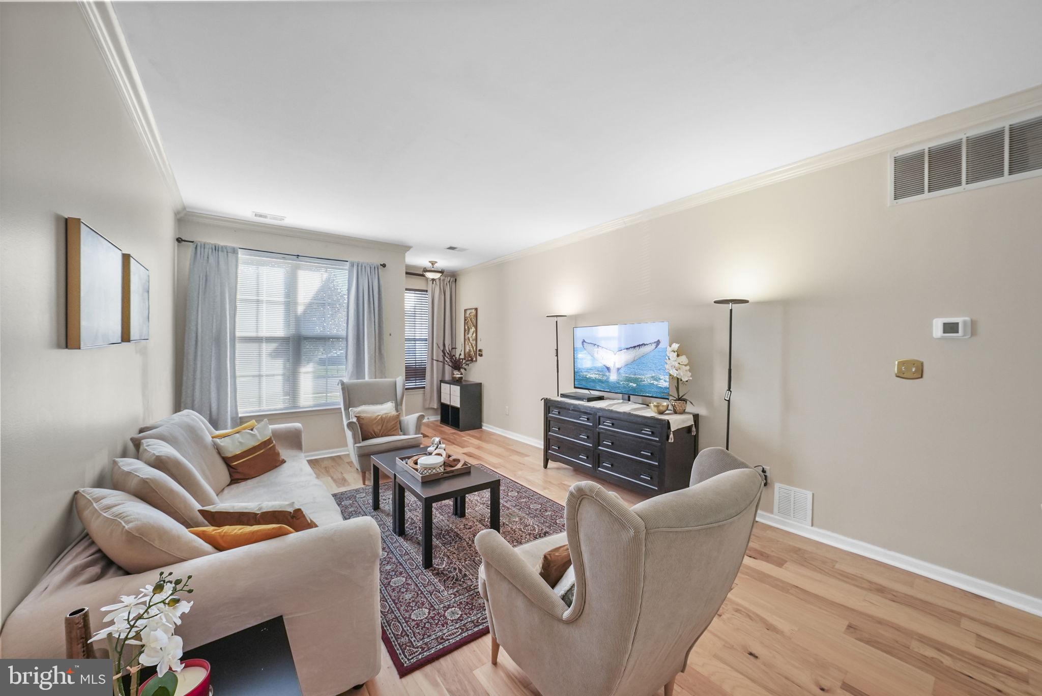 38 York Road Princeton Junction, NJ 08550 - Photo 3 of 50