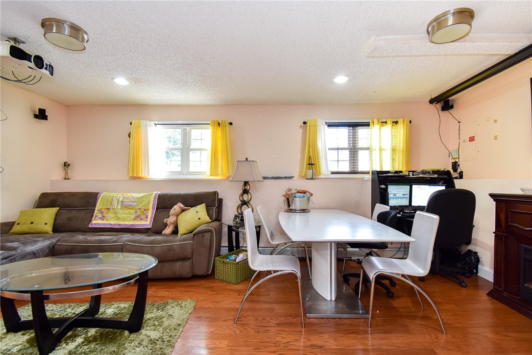 340 Asylum Road Warwick, RI 02886 - Photo 24 of 50