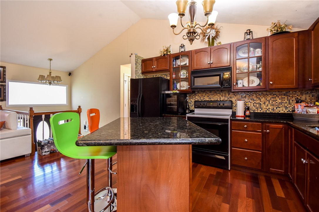 340 Asylum Road Warwick, RI 02886 - Photo 9 of 50