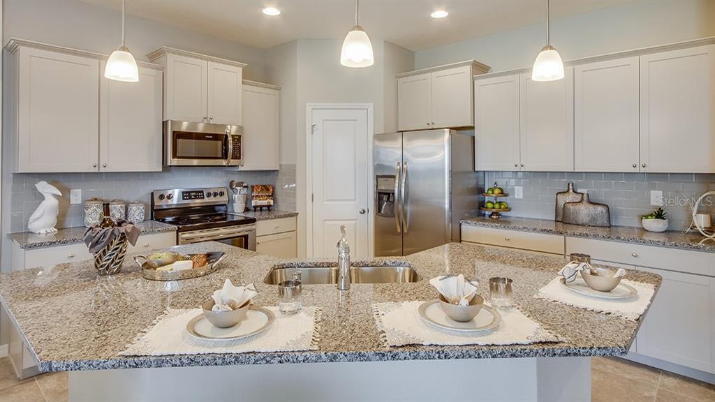 4742 Northwest 39th St Road Ocala, FL 34482 - Photo 4 of 34 Gallery Image 4