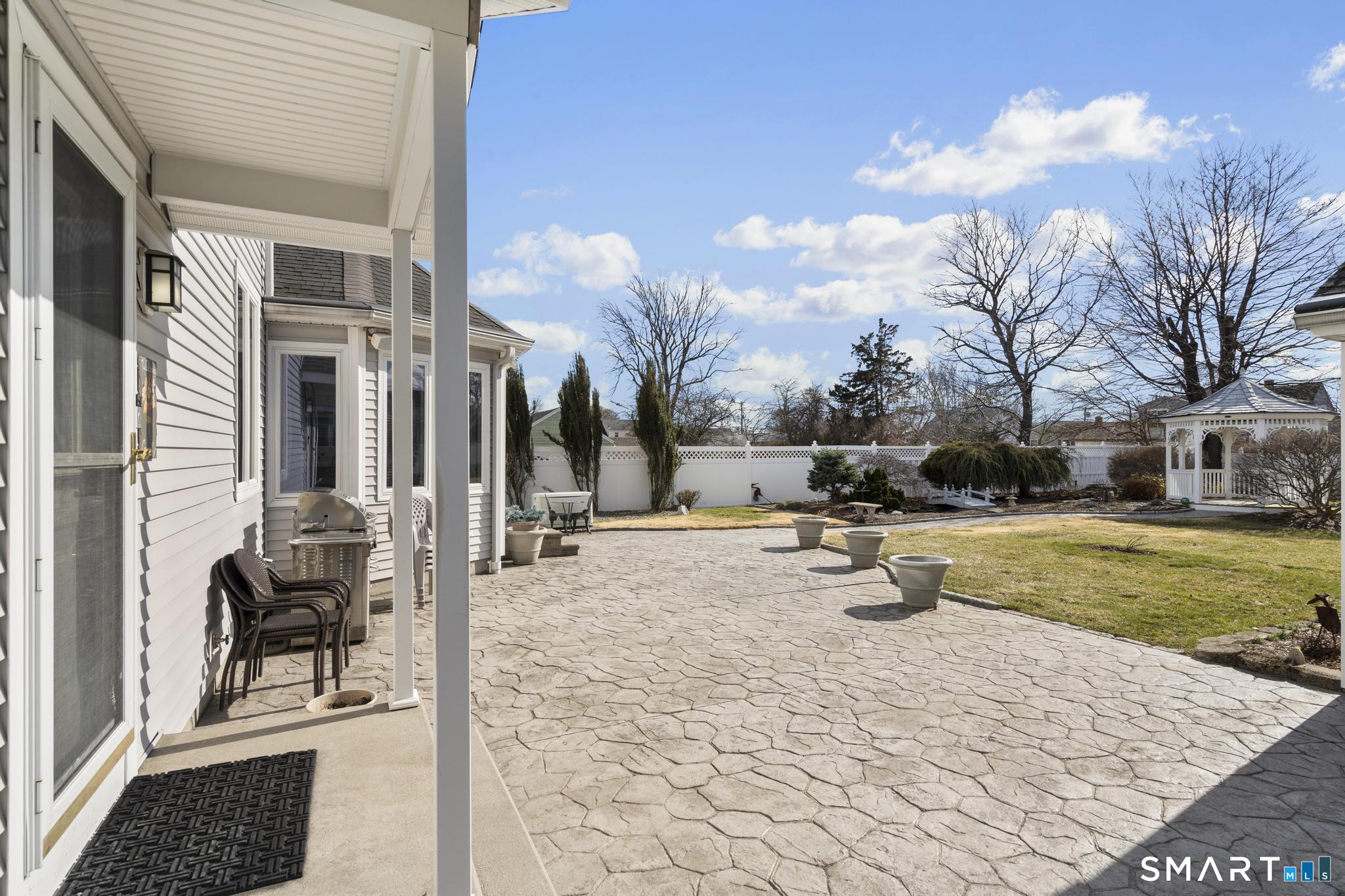 225 Lordship Road Stratford, CT 06615 - Photo 5 of 15