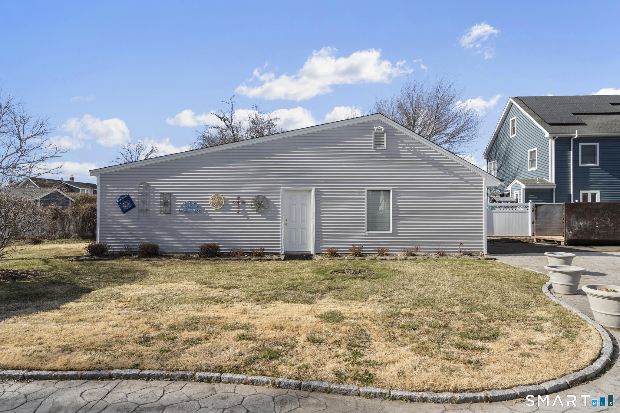 225 Lordship Road Stratford, CT 06615 - Photo 9 of 15