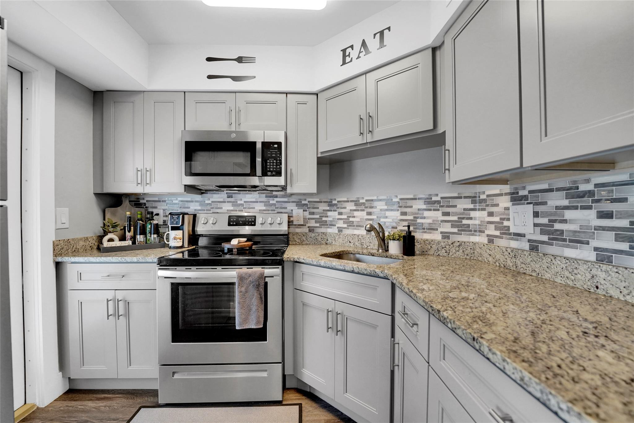 2161 Northeast 42nd Court, Unit 215 Lighthouse Point, FL 33064 - Photo 15 of 50 Photo 15