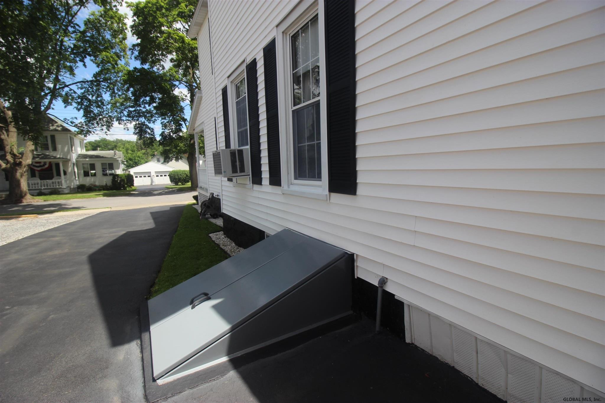 413 Riverside Avenue Scotia, NY 12302 - Photo 13 of 51 Photo 13