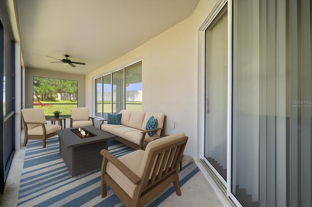 3565 Raleigh Drive Winter Haven, FL 33884 - Photo 34 of 73 a living room with furniture and a window