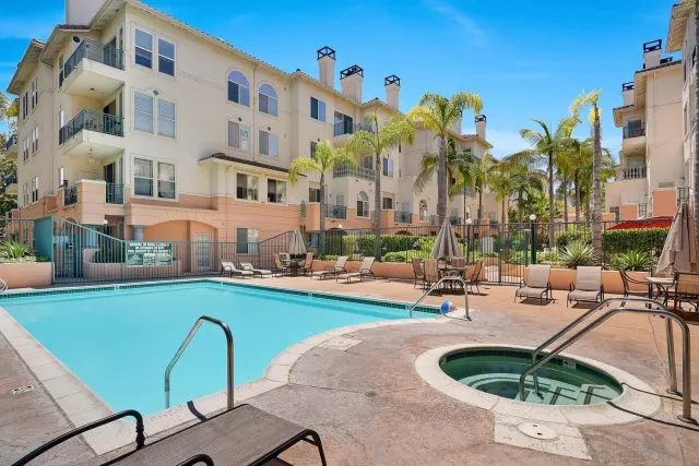 $2,850 | 680 Camino De La Reina, San Diego, CA 92108