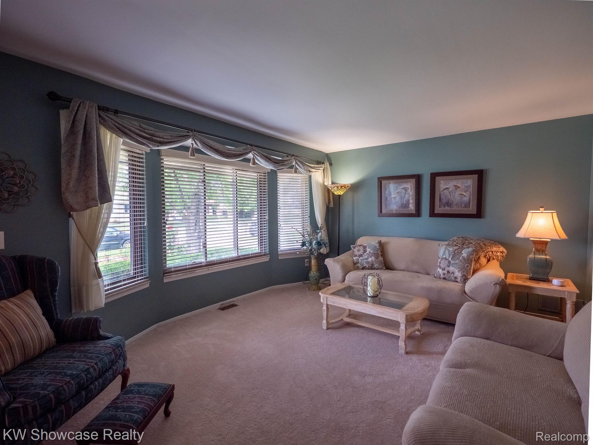 45646 Spagnuolo Road Macomb, MI 48044 - Photo 5 of 42 Gallery Image 5
