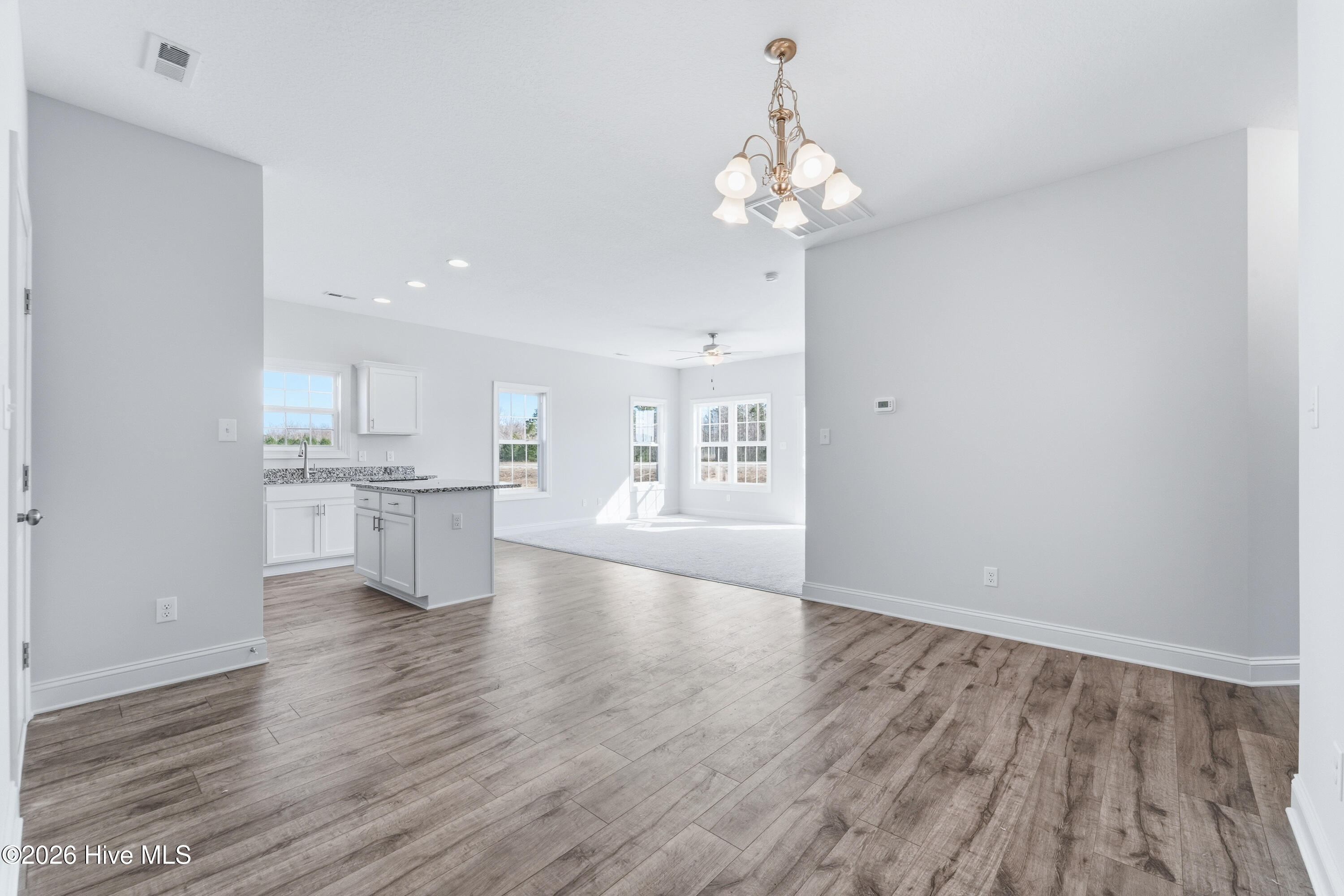 727 Regiment Road Jacksonville, NC 28546 - Photo 6 of 31 DSC01432