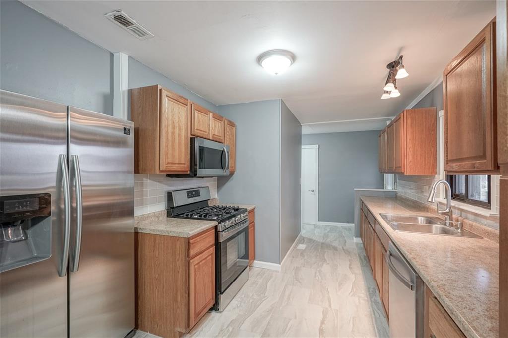 3046 South Shortridge Road Indianapolis, IN 46239 - Photo 8 of 33 Gallery Image 8