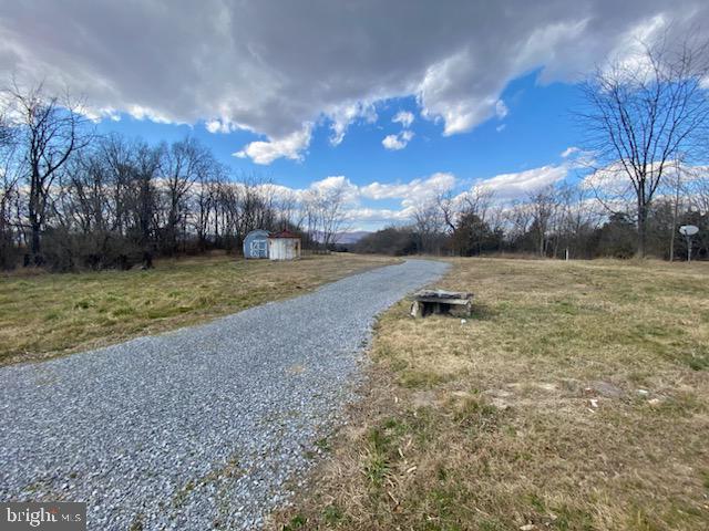 4895 Rolling Road Chambersburg, PA 17202 - Photo 11 of 12 Gallery Image 11