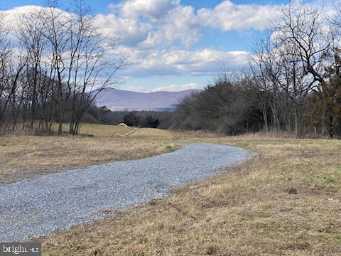 4895 Rolling Road Chambersburg, PA 17202 - Photo 10 of 12 Gallery Image 10