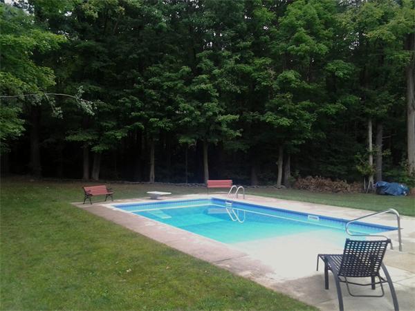 48 Brookfield Road Sturbridge, MA 01518 - Photo 10 of 13