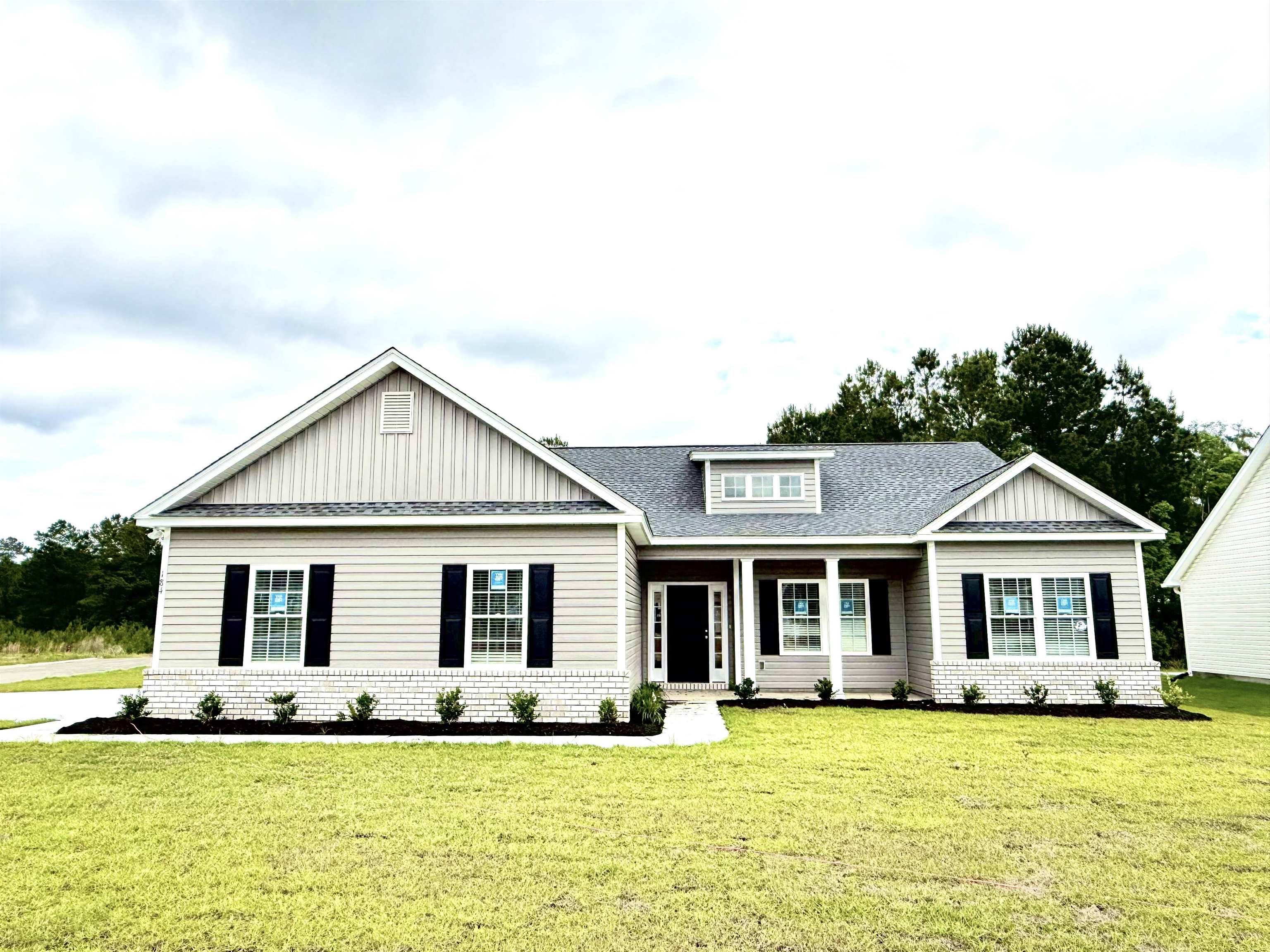 184 Peru Farm Drive Georgetown, SC 29440 - Photo 1 of 17