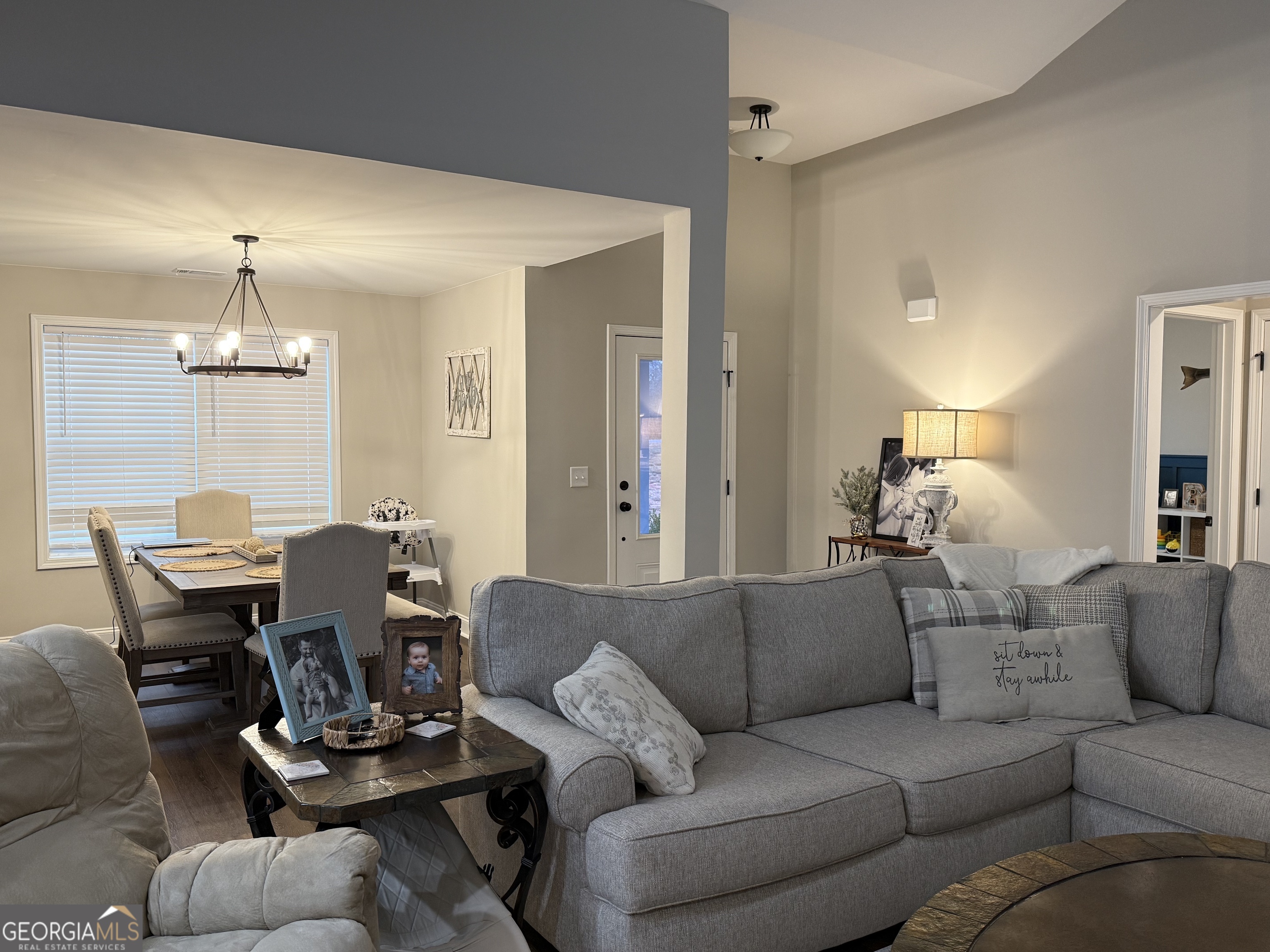 712 Scott Mill Road Hartwell, GA 30643 - Photo 9 of 31 a living room with furniture
