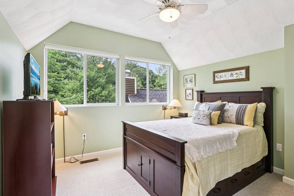 48 Deer Path, Unit 48 Hudson, MA 01749 - Photo 18 of 32 Gallery Image 18