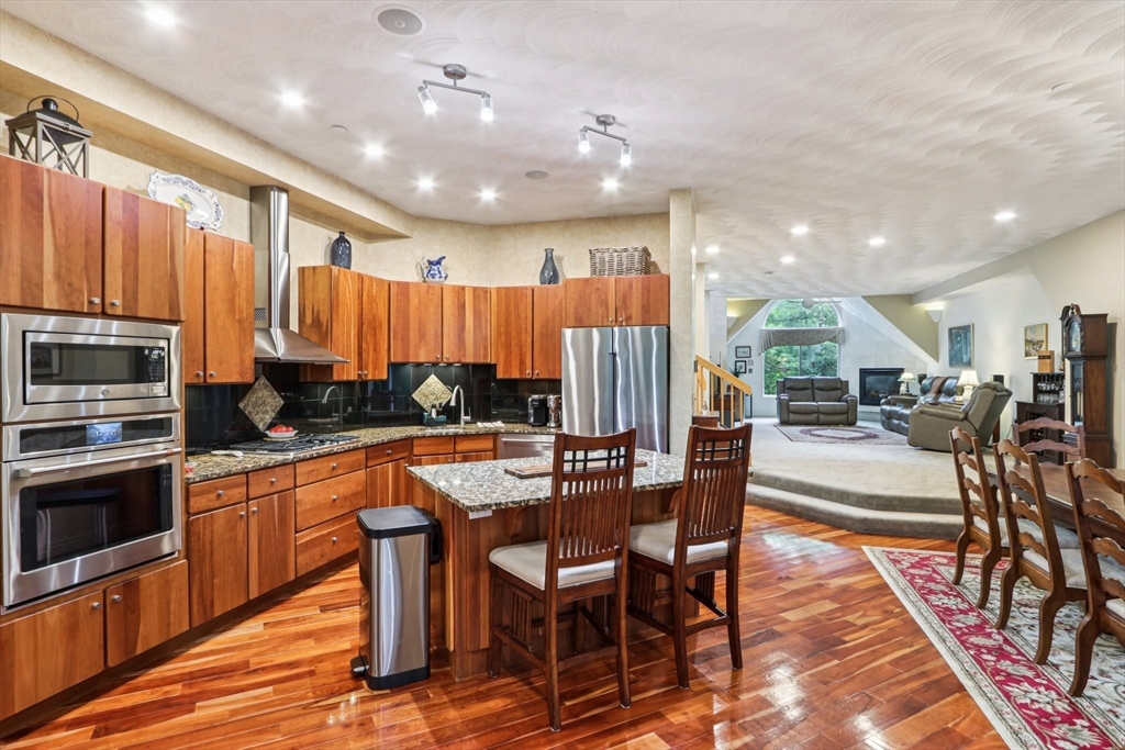 48 Deer Path, Unit 48 Hudson, MA 01749 - Photo 8 of 32 Gallery Image 8