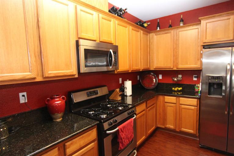 2178 North Thompson Avenue Reedley, CA 93654 - Photo 12 of 34 Gallery Image 12