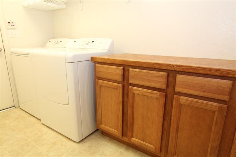 2178 North Thompson Avenue Reedley, CA 93654 - Photo 31 of 34 Gallery Image 31