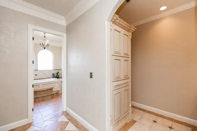 $750,000 | 10940 Sheila Lane, Beaumont, TX 77705