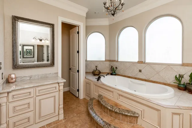 $750,000 | 10940 Sheila Lane, Beaumont, TX 77705