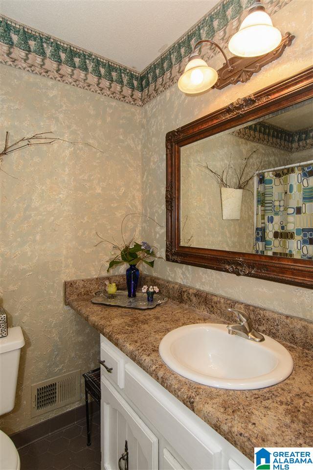 1045 Navajo Trail Alabaster, AL 35007 - Photo 20 of 31