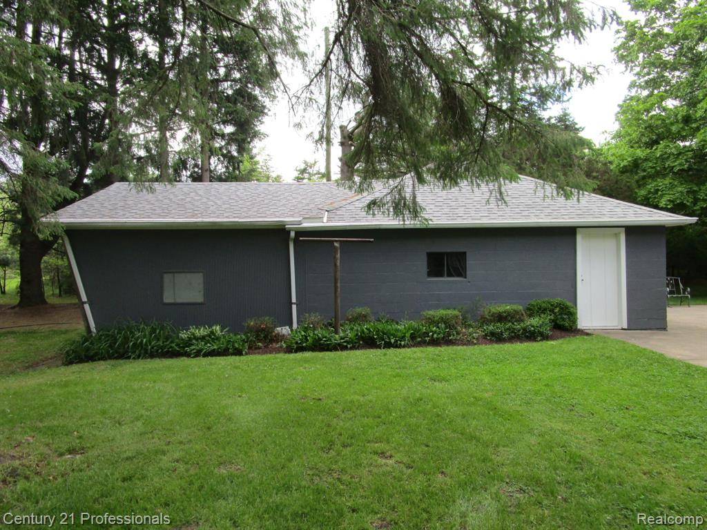 3155 Mason Road Howell, MI 48843 - Photo 5 of 40